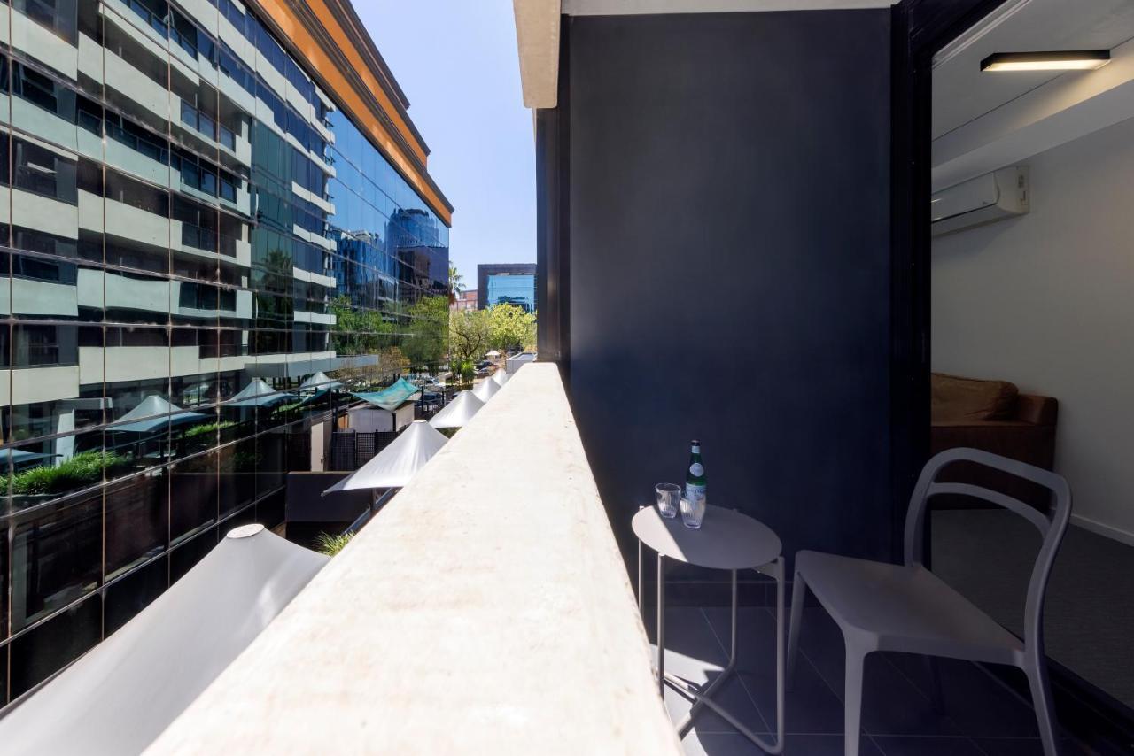 Mercure Melbourne St Kilda Road Exterior photo